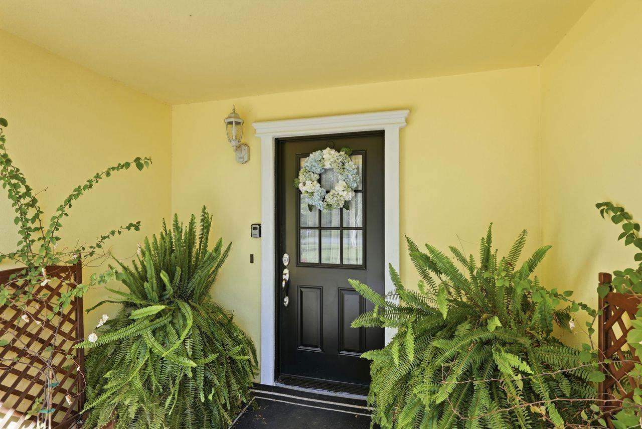 4623 Hazelwood Avenue