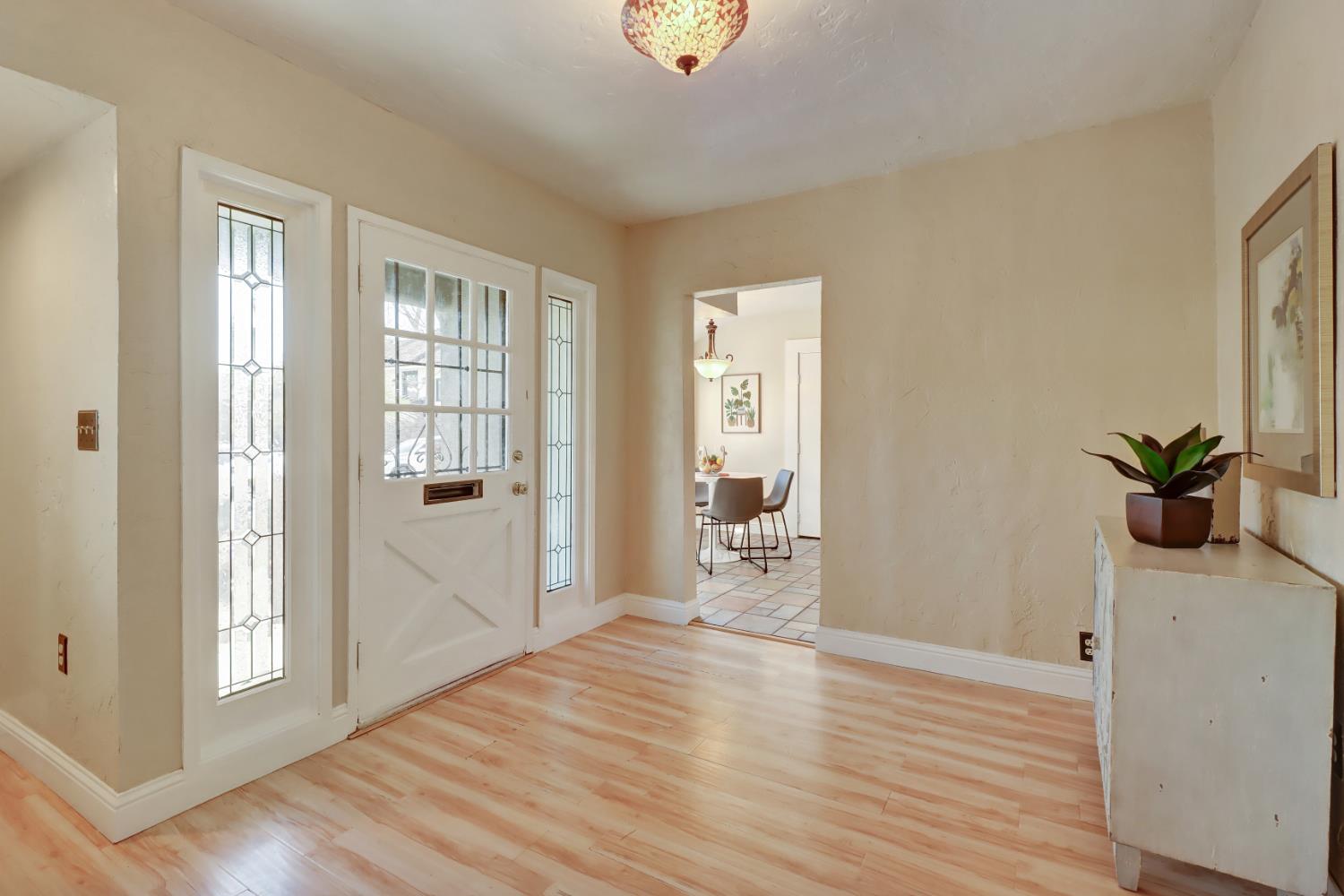 1916 44th Street T St