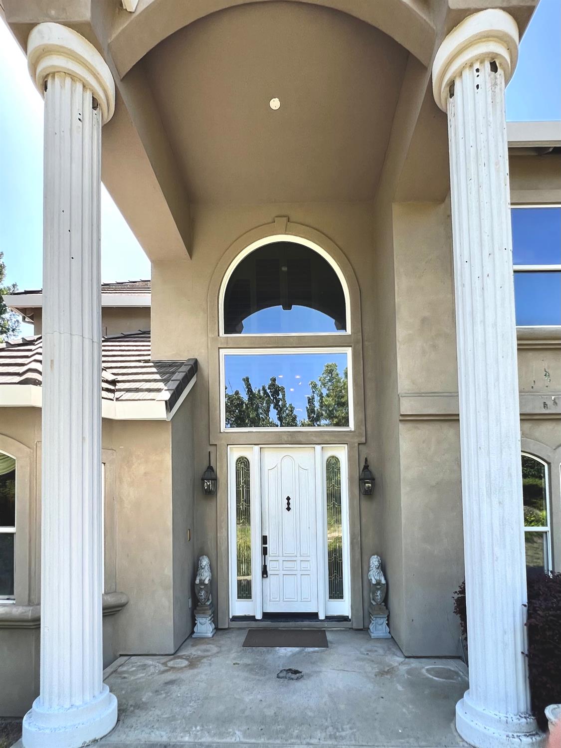 4112 Legend Drive