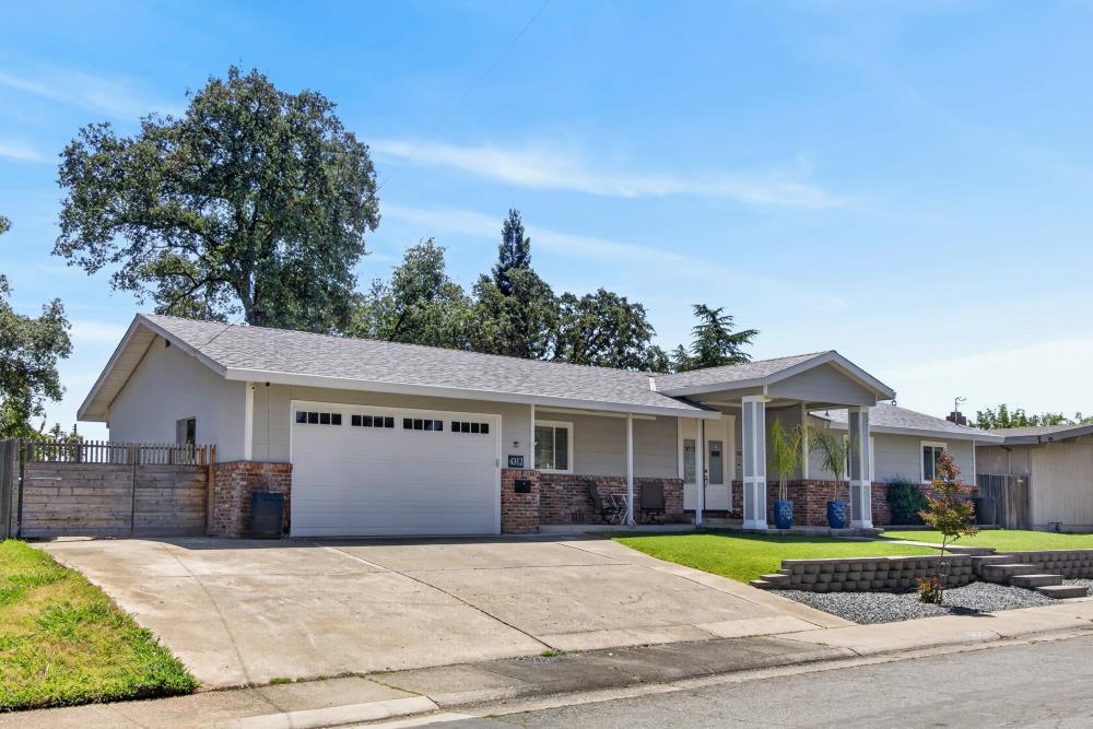 4312 Vista De Lago Way