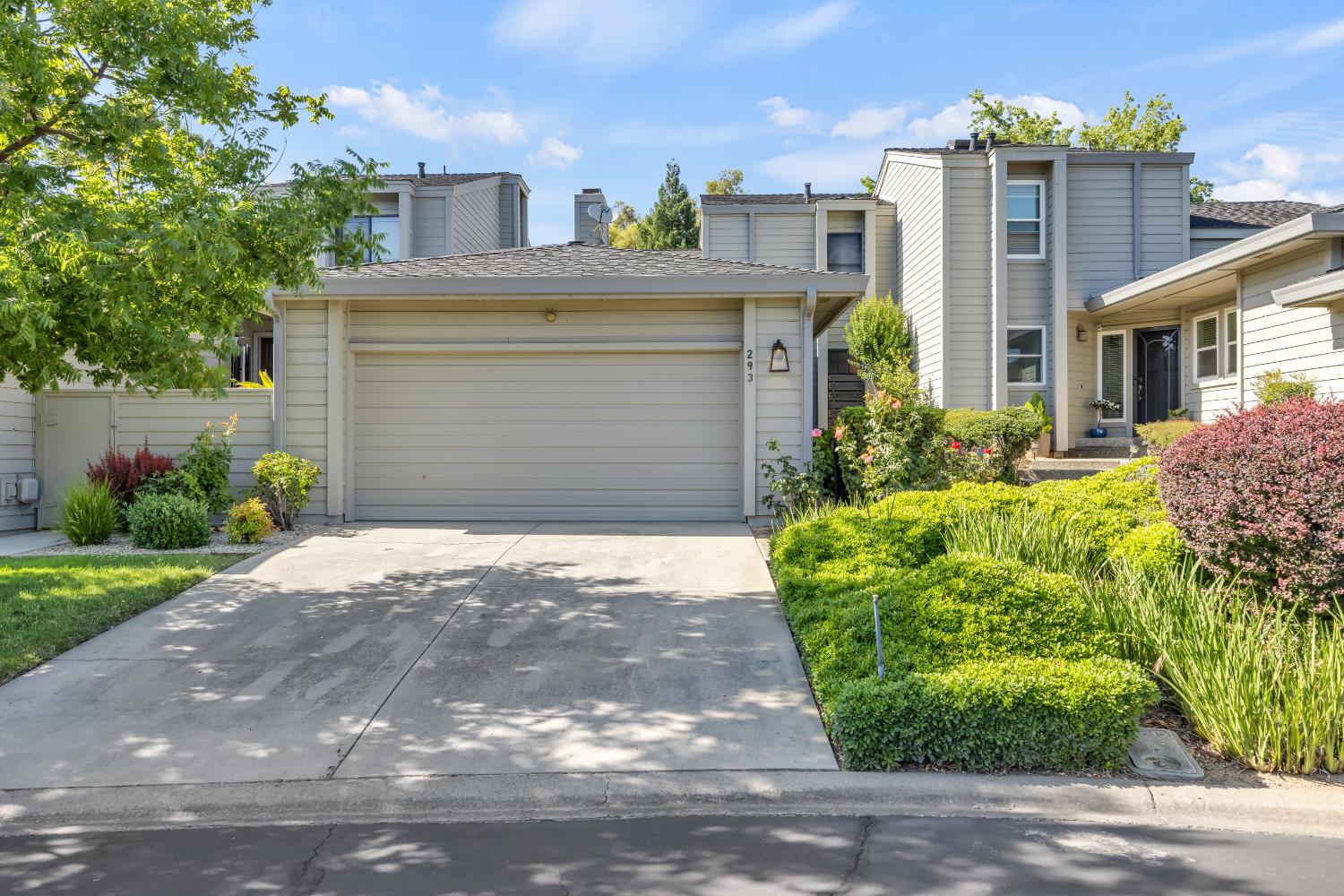 293 Castlewood Circle