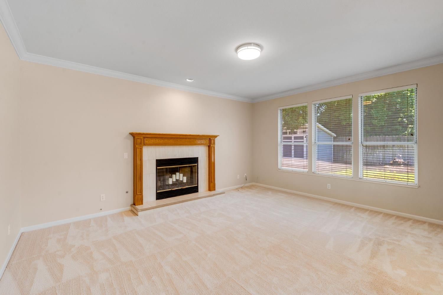 5504 Coronawood Lane