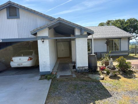 4440 E Arbolada Drive La Grange CA 95329