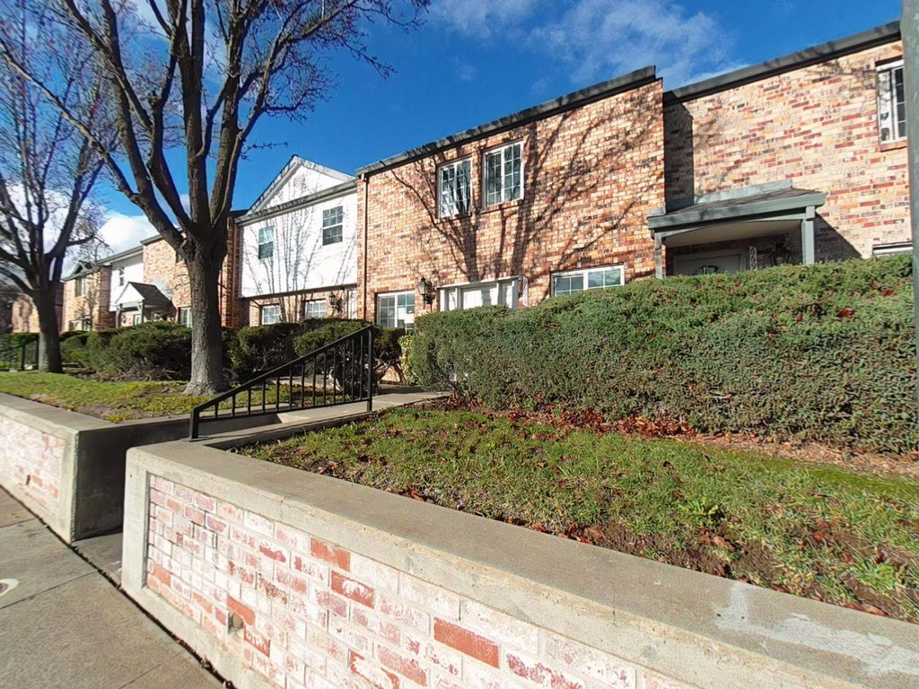 Photo of 6697 Greenback Lane, Citrus Heights, CA 95621 (MLS # 226004906)