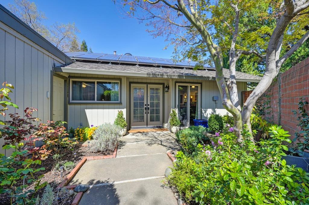 8931 Bluff Lane