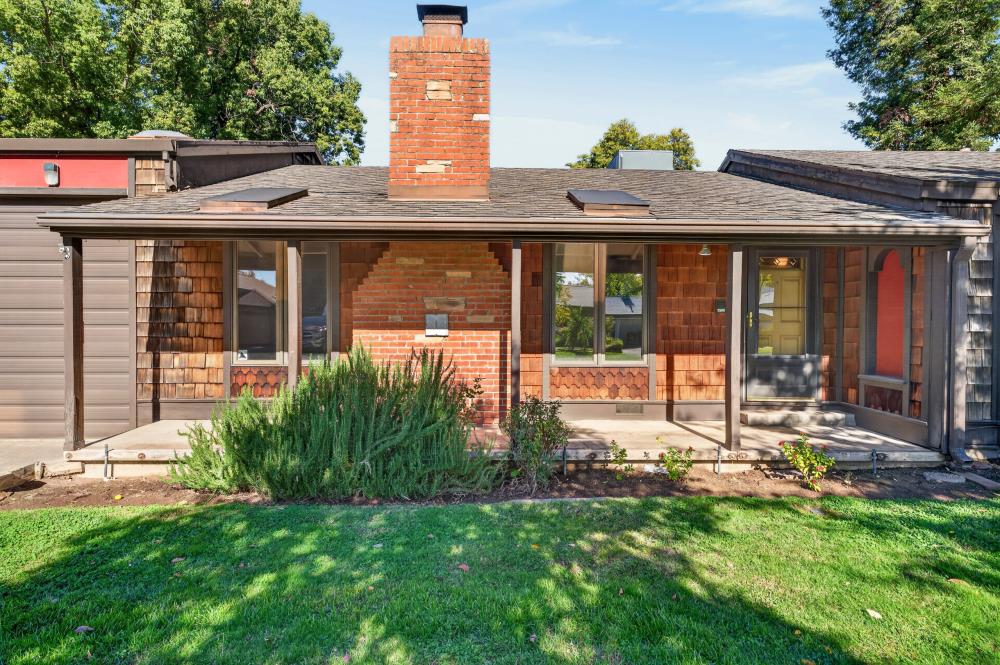 3411 Sierra View Lane