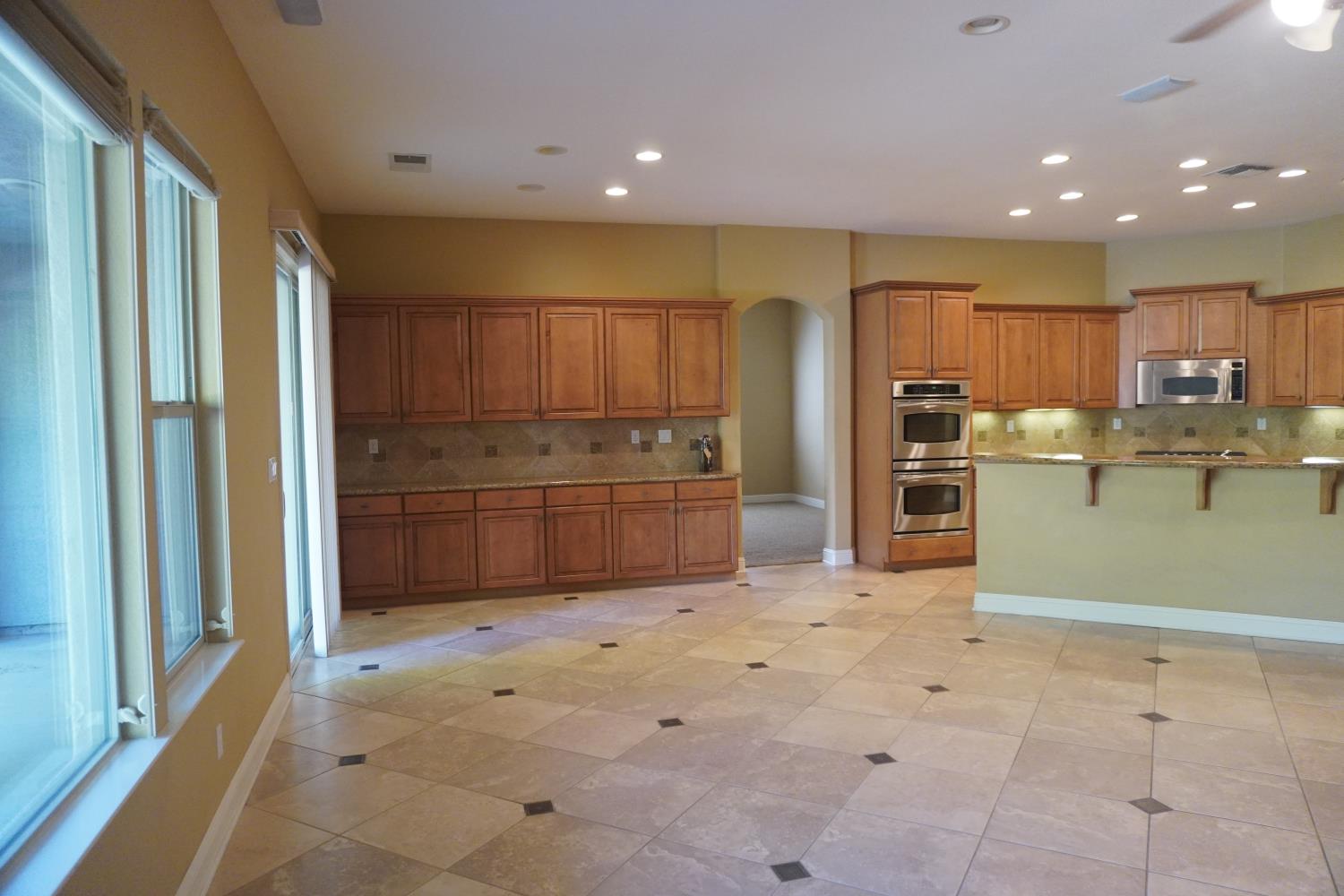1593 Diamond Woods Circle