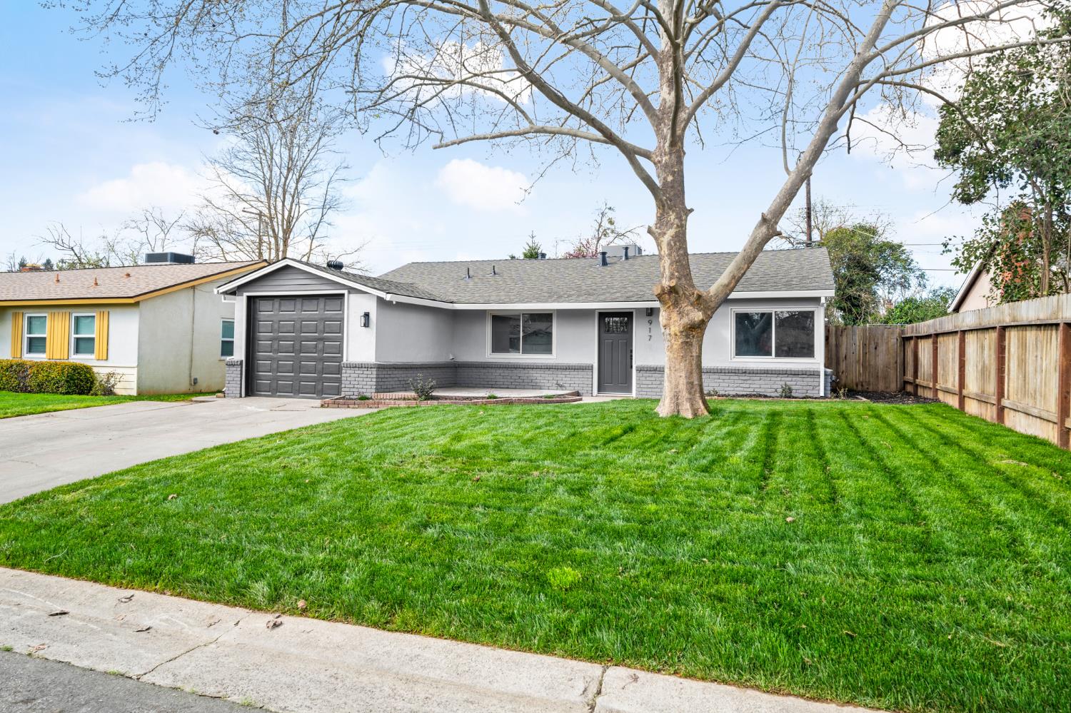 917 Singingwood Road