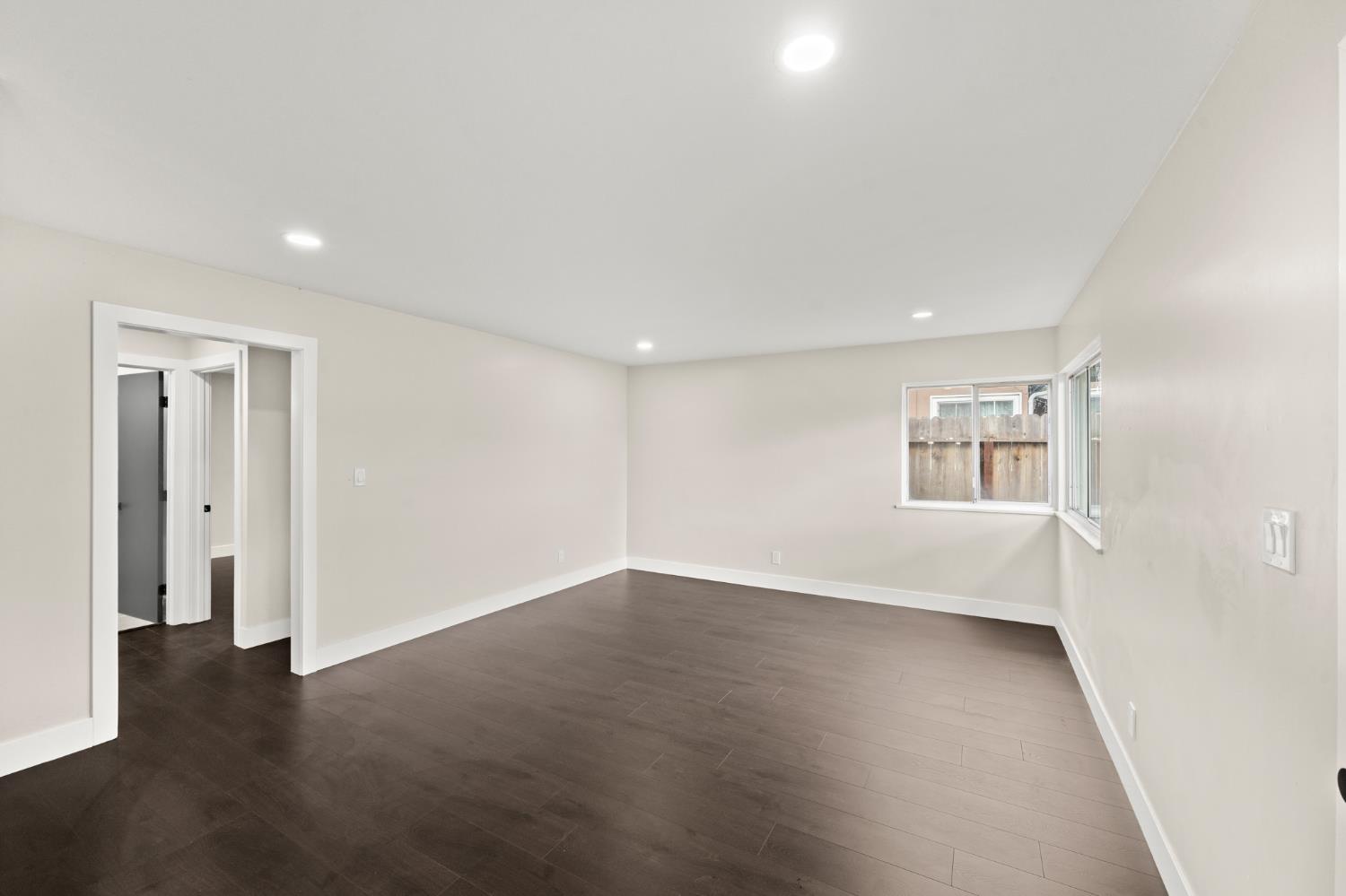 917 Singingwood Road