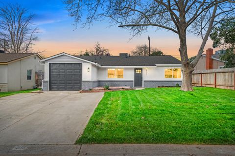 917 Singingwood Road Sacramento CA 95864