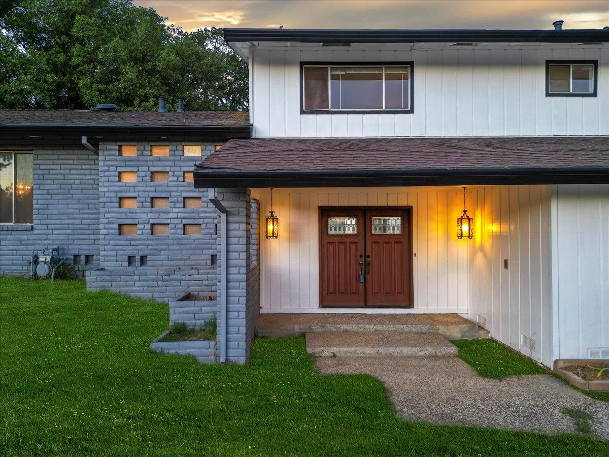 4814 Hardison Court