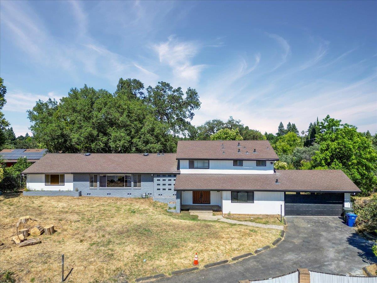 4814 Hardison Court