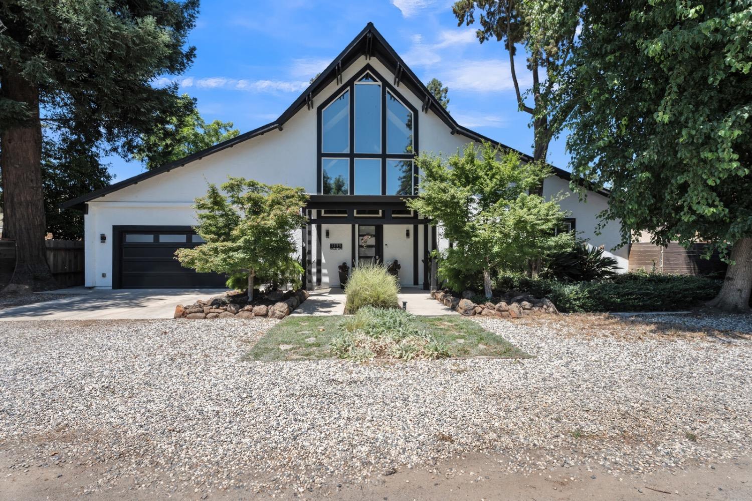 1133 Marcia Avenue