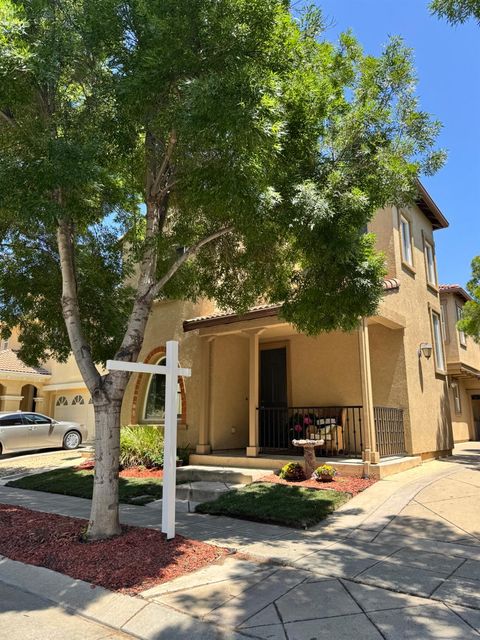 188 S Pacifico Street Tracy CA 95391