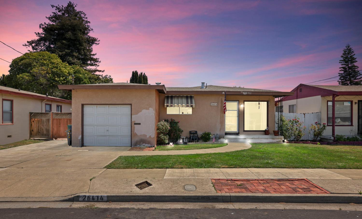26414 Flamingo Avenue