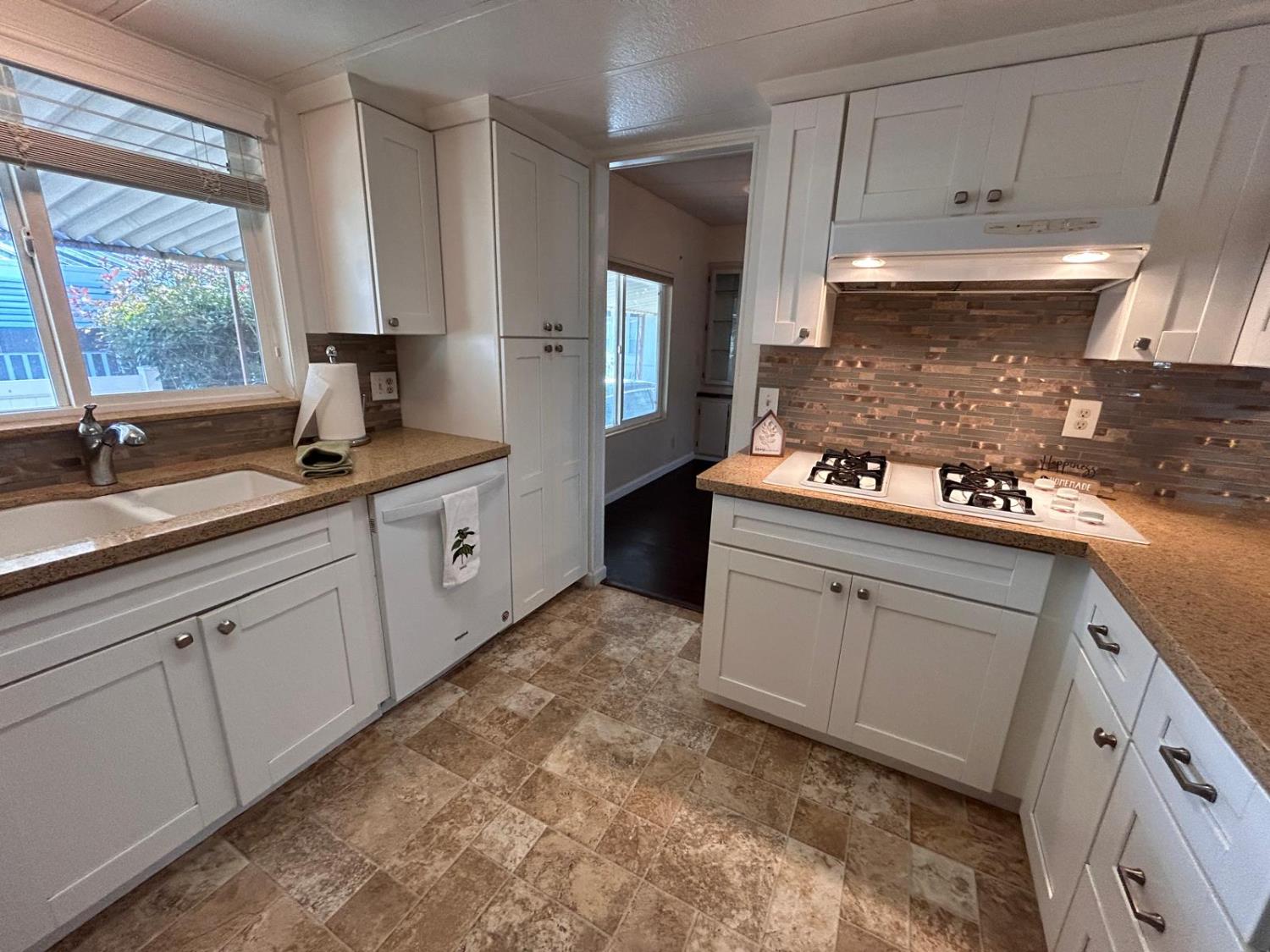 8181 Folsom Boulevard 246