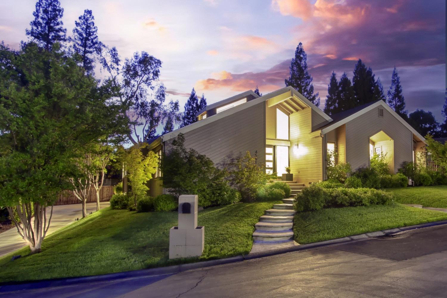 4551 Oxbow Ridge Place