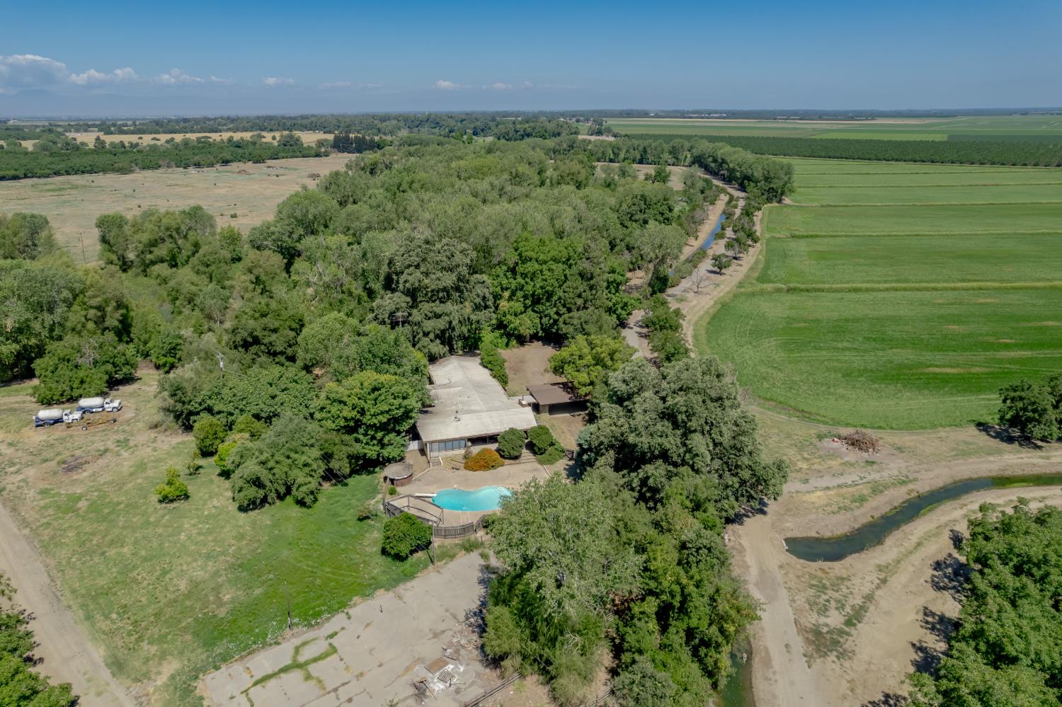 3878 River Road