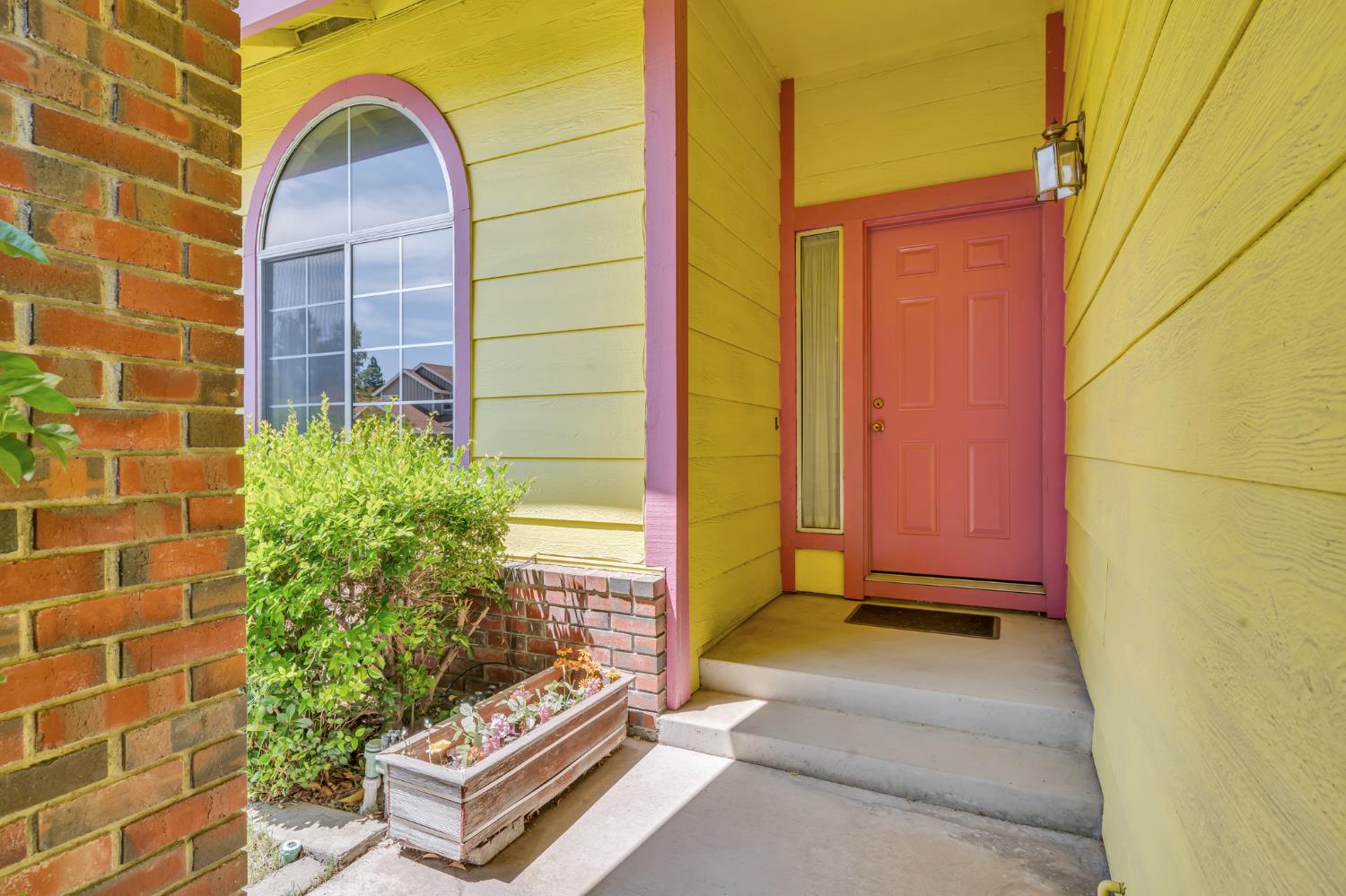 8251 Apple Cove Ct
