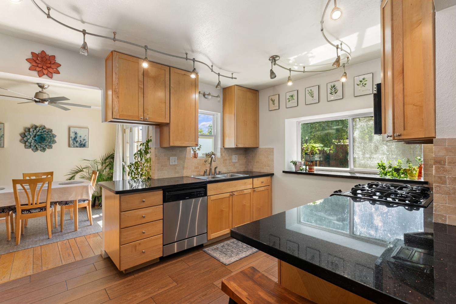 2225 Landon Lane