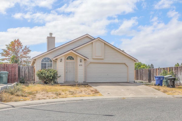8274 GOLDEN PARK CT, SACRAMENTO, CA 95828 - Image 0a014caed2e5e235b0685bb1ab36ea4e/3841923900
