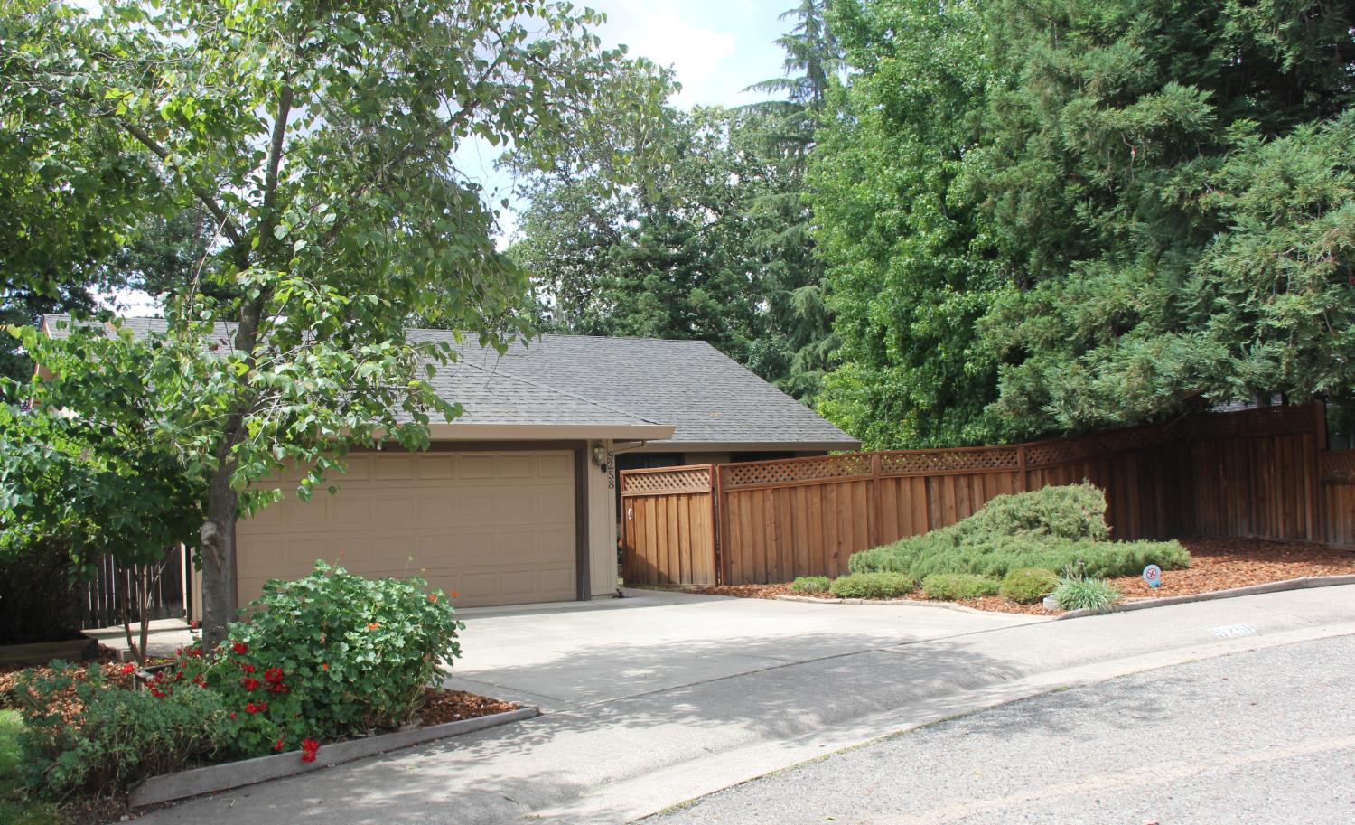 9258 Ultra Court