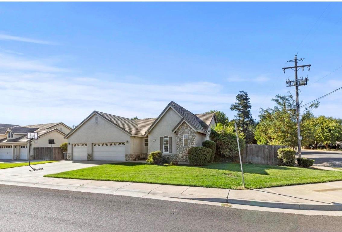 13 Meadow View Drive
