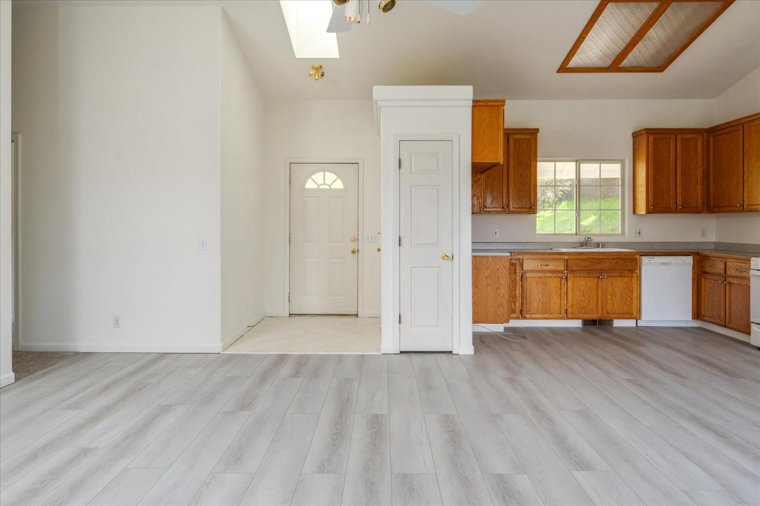 2352 Arrowhead Street