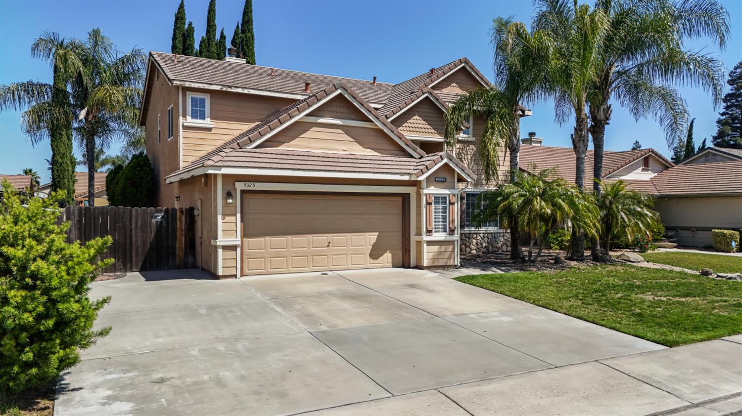 5325 Countrystone