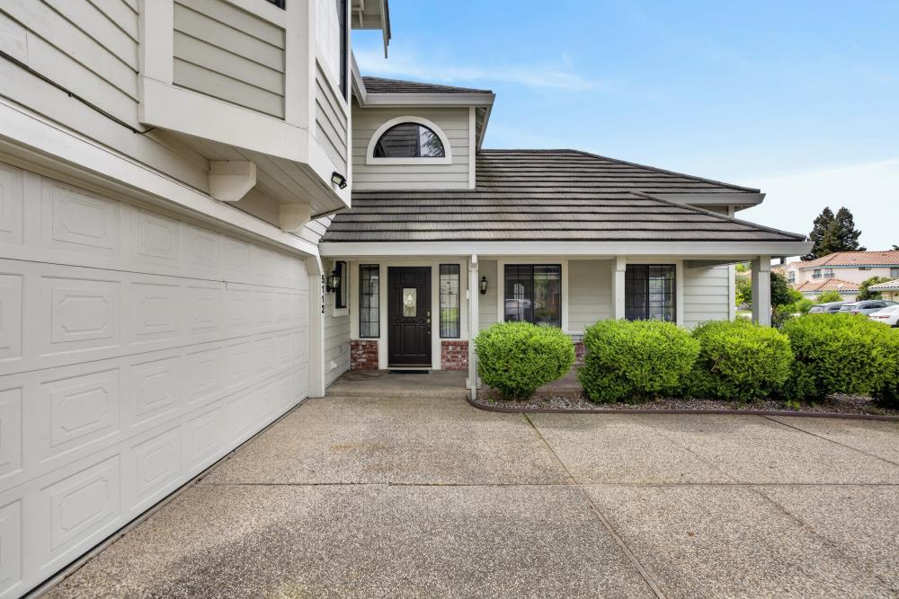 5112 Laguna Woods Dr