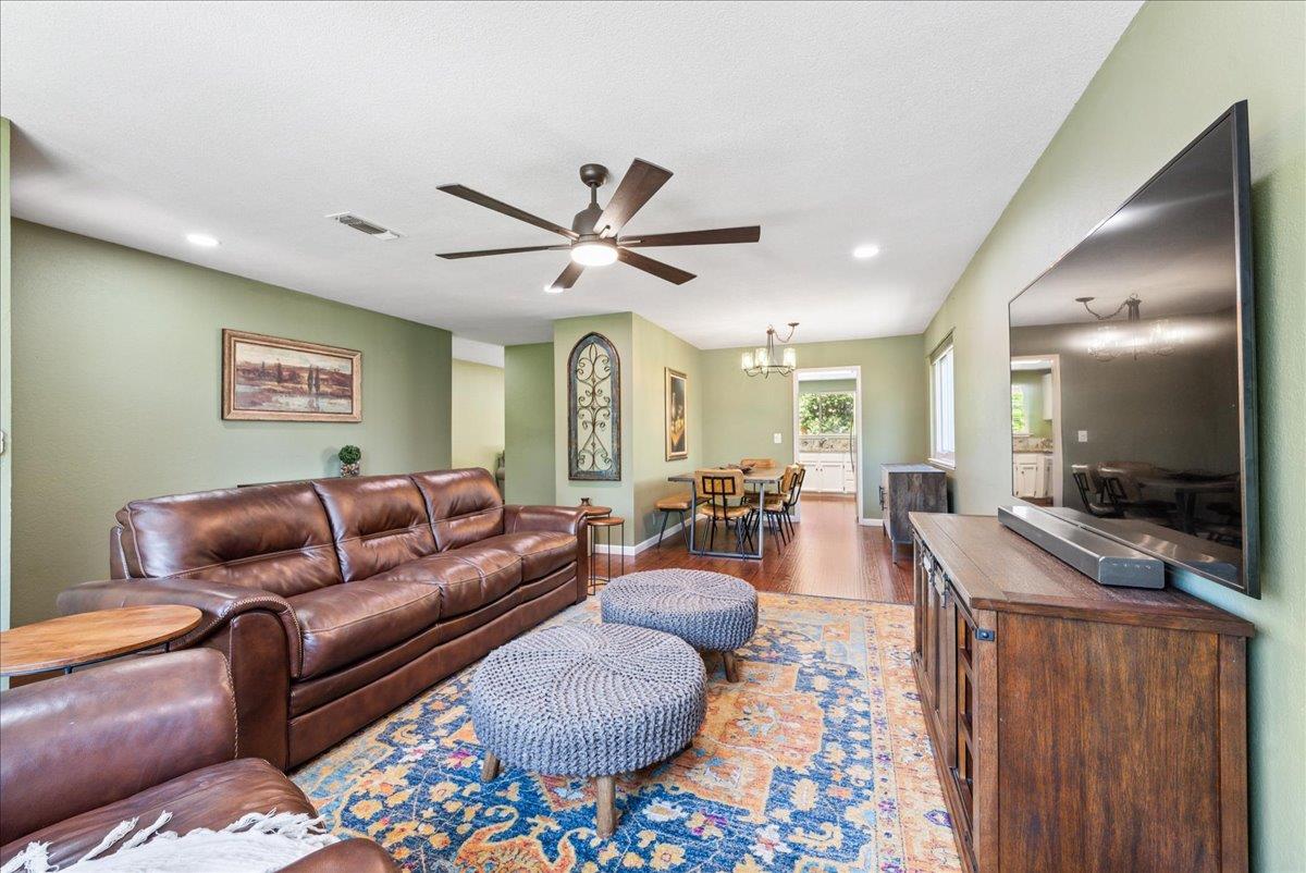 5812 Kimberly Hill Court
