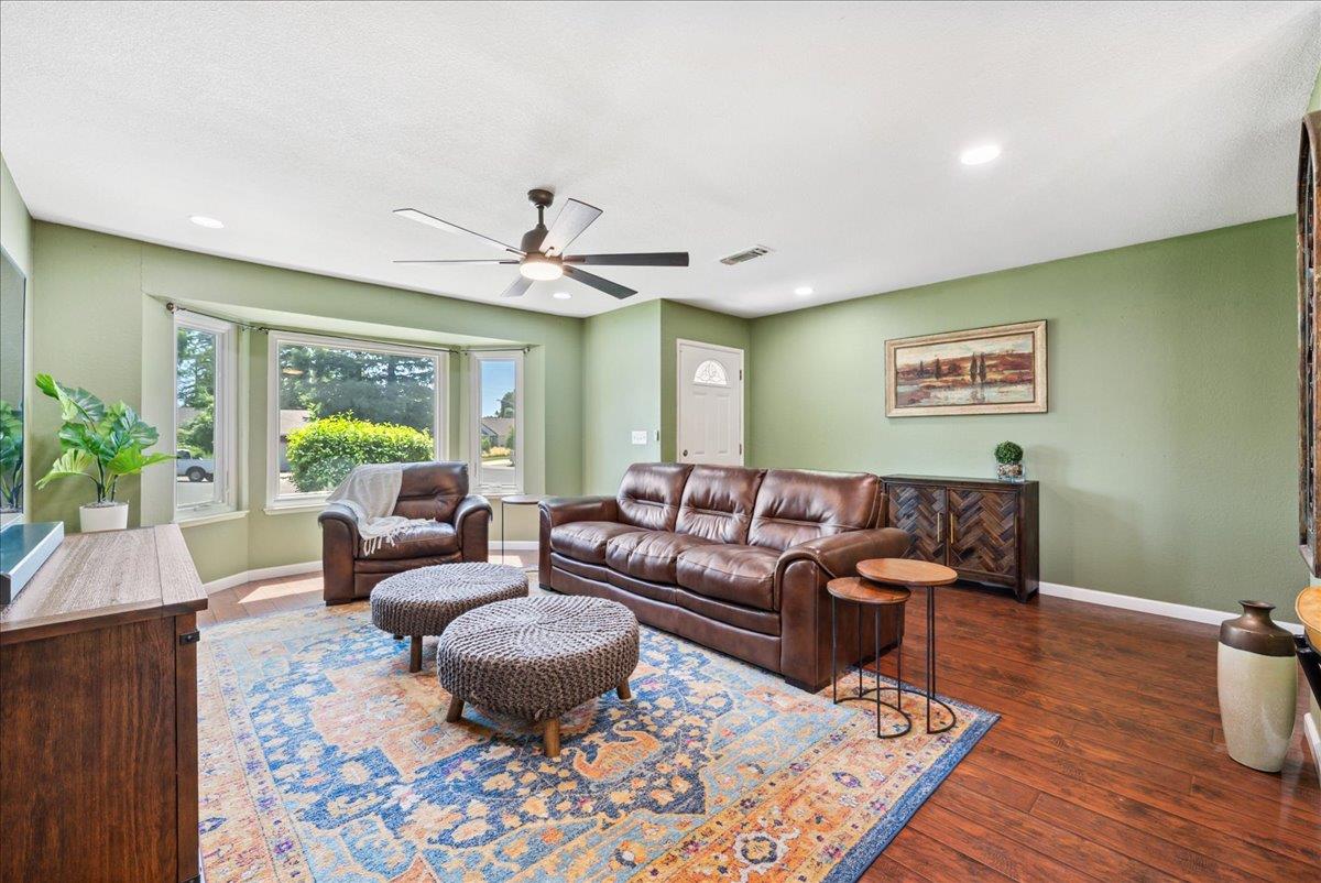 5812 Kimberly Hill Court