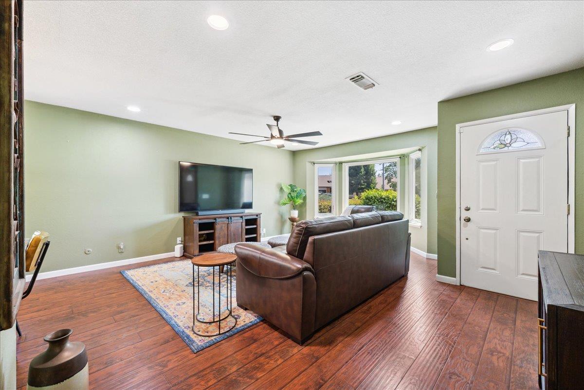 5812 Kimberly Hill Court