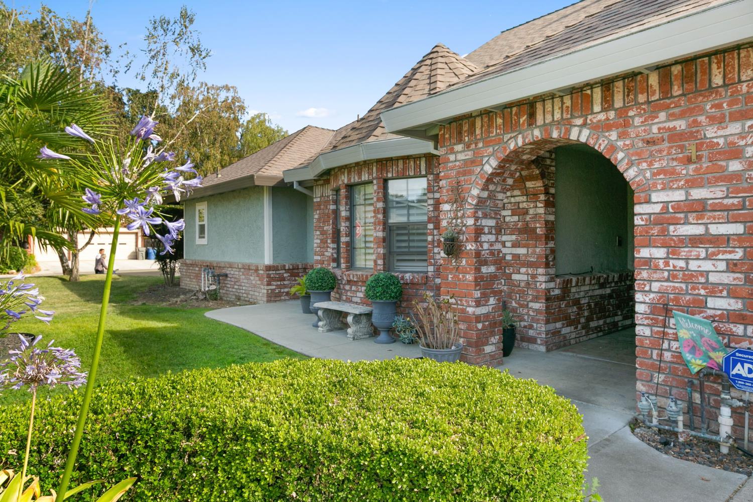 1 Sand River Court