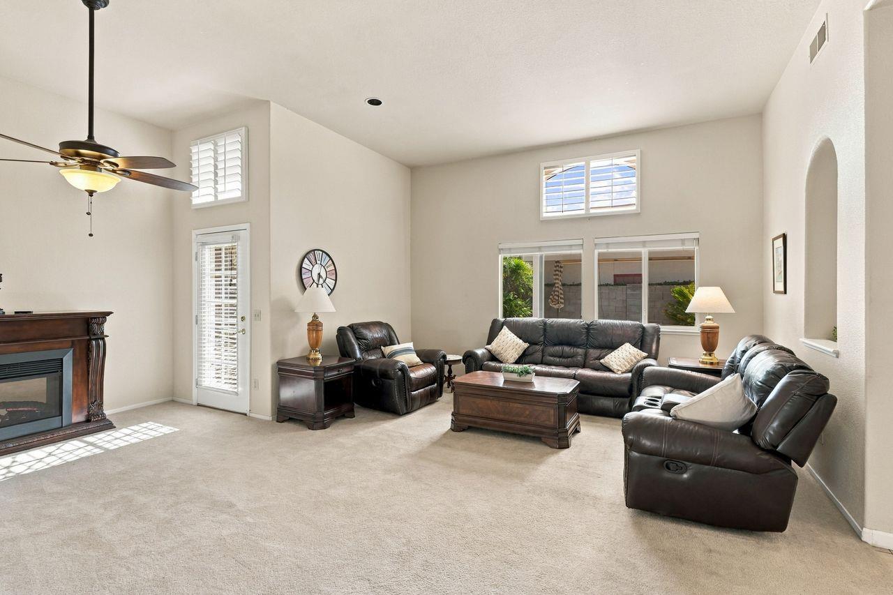 7668 Sundrift Lane