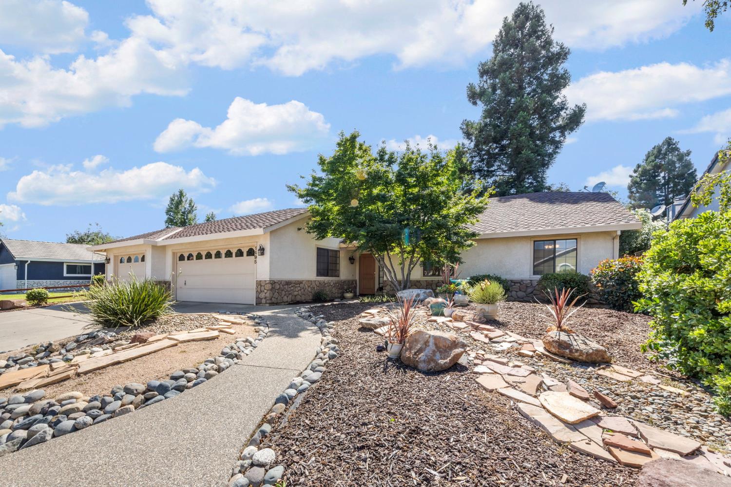 1495 Portola Valley Road