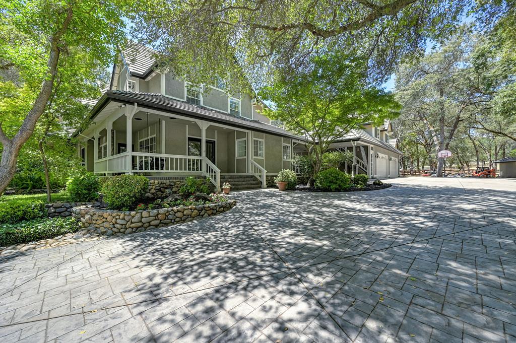 8500 Moss Court