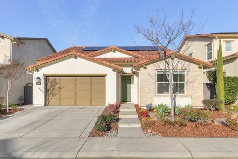 2611 Hoofbeat Court Rocklin CA 95765