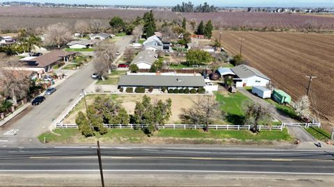 2315 W State Highway 140 Merced CA 95341