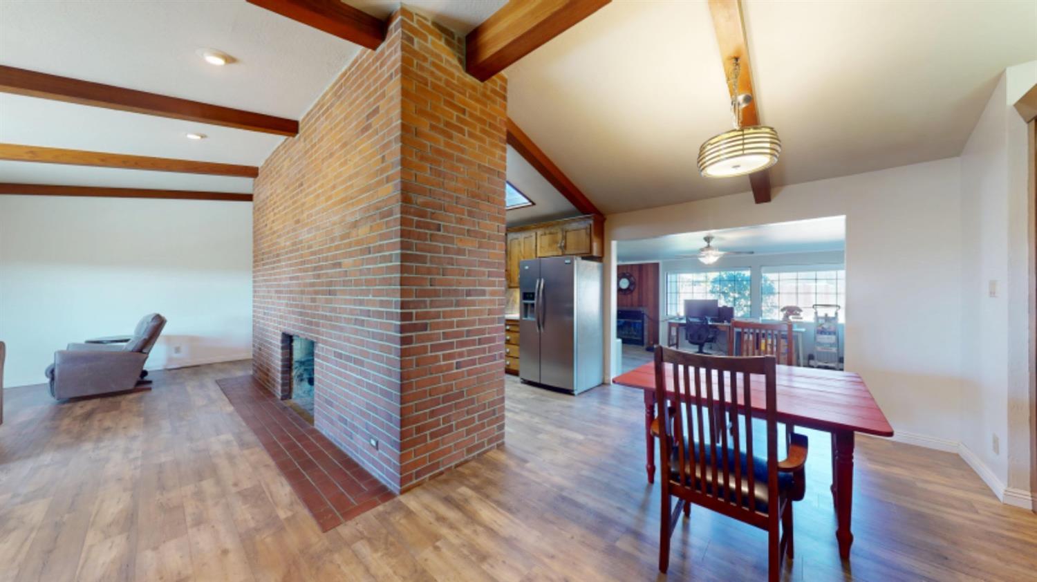 2315 W State Highway 140