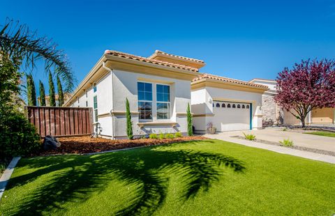 1920 Campos Avenue Woodland CA 95776