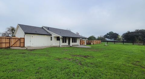 1102 Barry Road Yuba City CA 95991