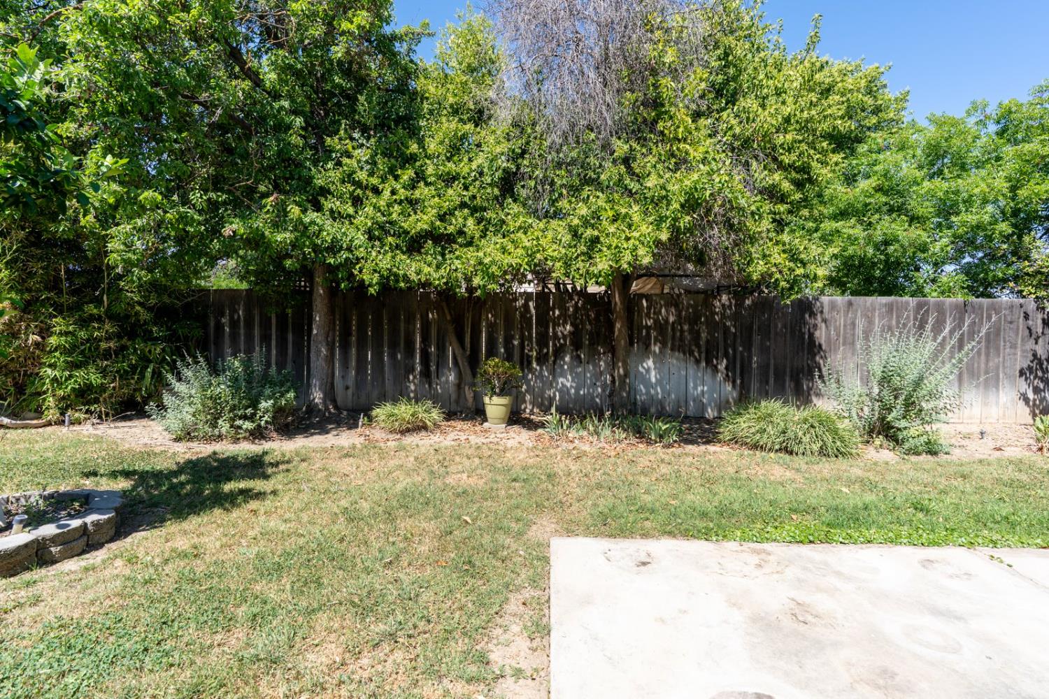 Los Banos, California 93635, United States, 4 Bedrooms Bedrooms, ,2 BathroomsBathrooms,Residential,Pending,135126