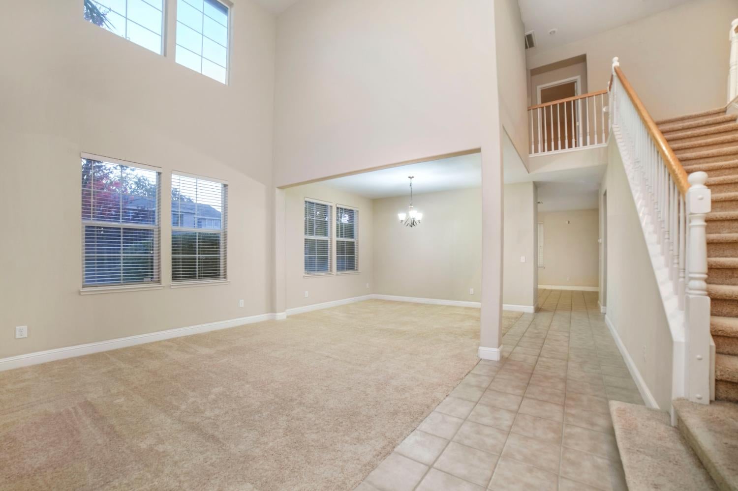 1637 Lexington Drive