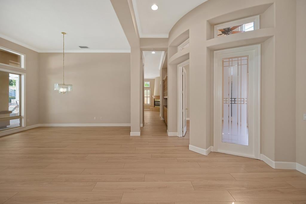 1890 Creekcrest Lane