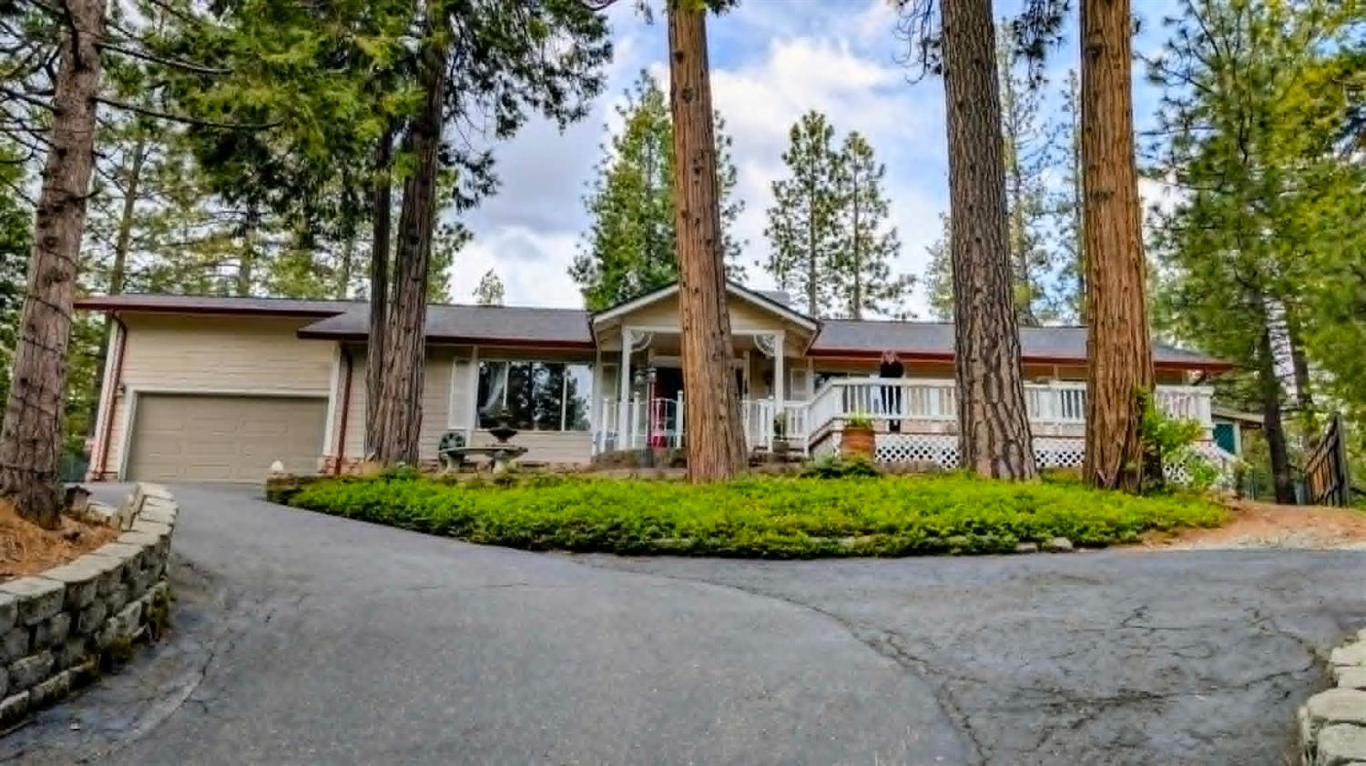22422 Conte Court