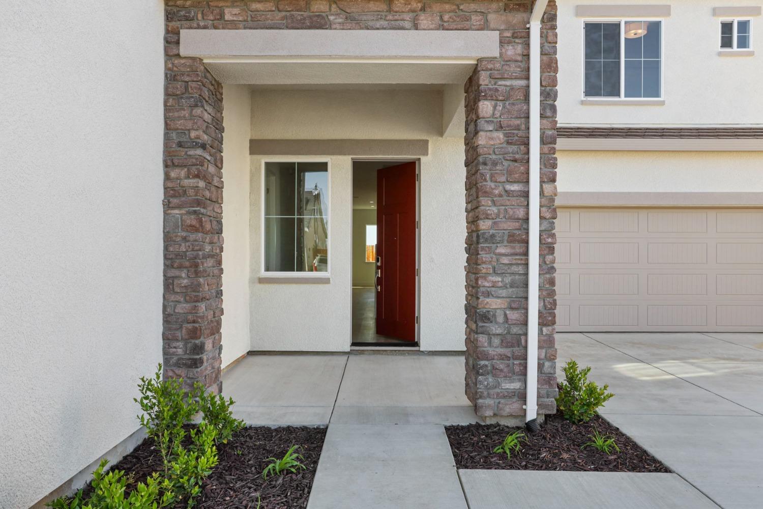 2227 Paramount Lane