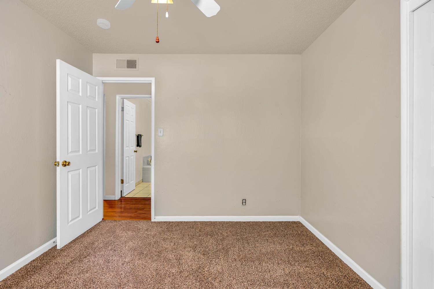 Merced, California 95340, United States, 3 Bedrooms Bedrooms, ,2 BathroomsBathrooms,Residential,Active,216479