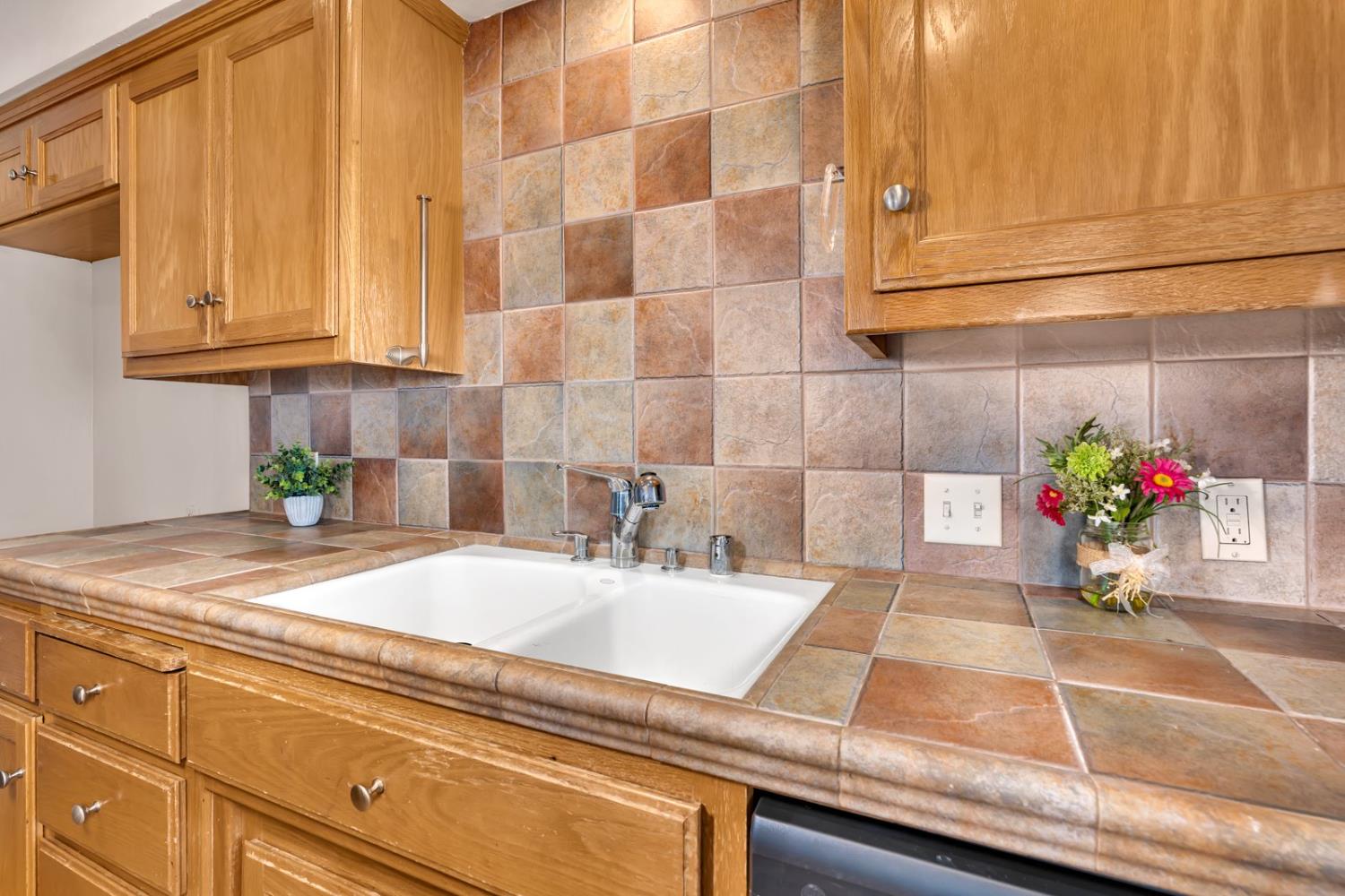 Merced, California 95340, United States, 3 Bedrooms Bedrooms, ,2 BathroomsBathrooms,Residential,Active,216479