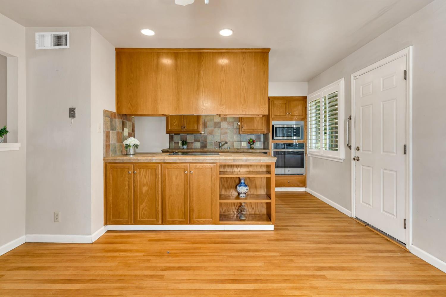 Merced, California 95340, United States, 3 Bedrooms Bedrooms, ,2 BathroomsBathrooms,Residential,Active,216479